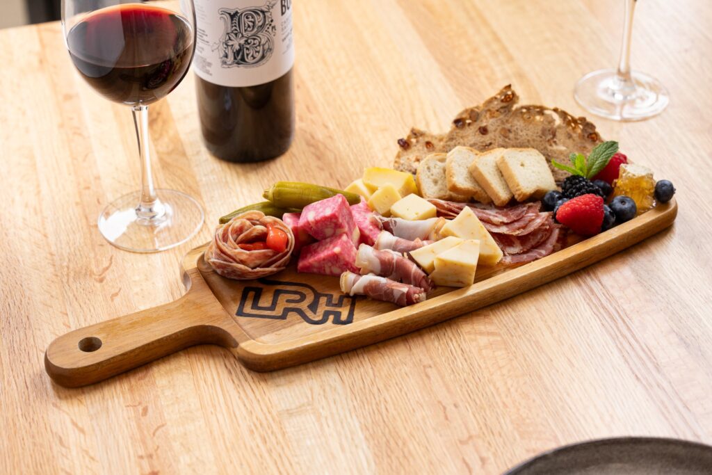 LRH Restaurant & Bar at Omni Las Colinas Hotel
